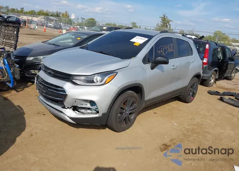 2022 Chevrolet Trax Awd Lt z USA, uszkodzony, nr VIN KL7CJPSM2NB543734